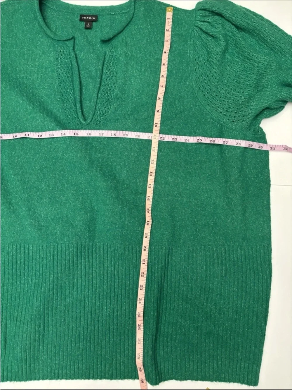 Torrid Emerald Green Tunic Sweater Women’s Size 6 Plus Soft Knit V-Neck Over